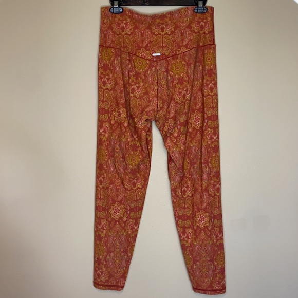 Aerie Paisley Print Leggings - Picture 8 of 9